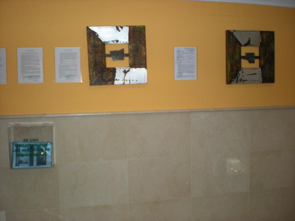 Hostal La Hispanidad Малага Екстериор снимка